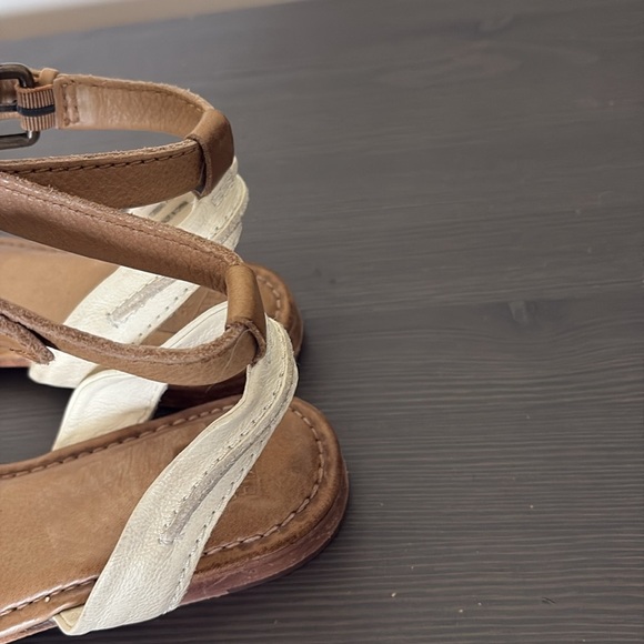 Frye Leather Sandal Two Tone Adjustable Ankle Strap Buckle Size 7.5 - Picture 3 of 10